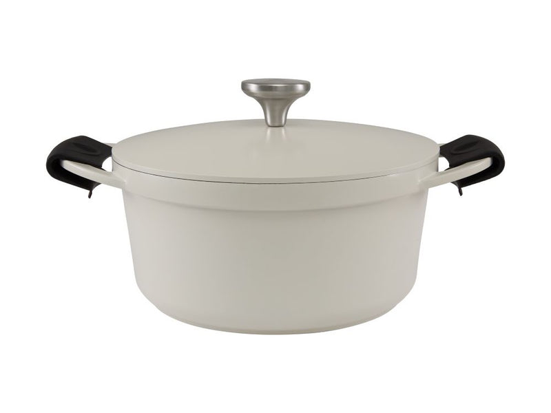 MW Cast Lite Non-Stick Casserole 24cm / 4.2L Ecru NU0089 RRP $159.95